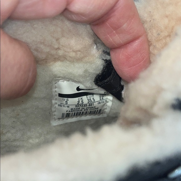 Nike Woodside Chukka 2 – Weather-Ready Women’s Boots Size 5 - Picture 2 of 8